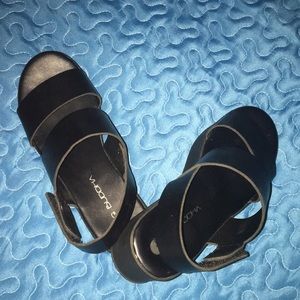 Black wedge like heels